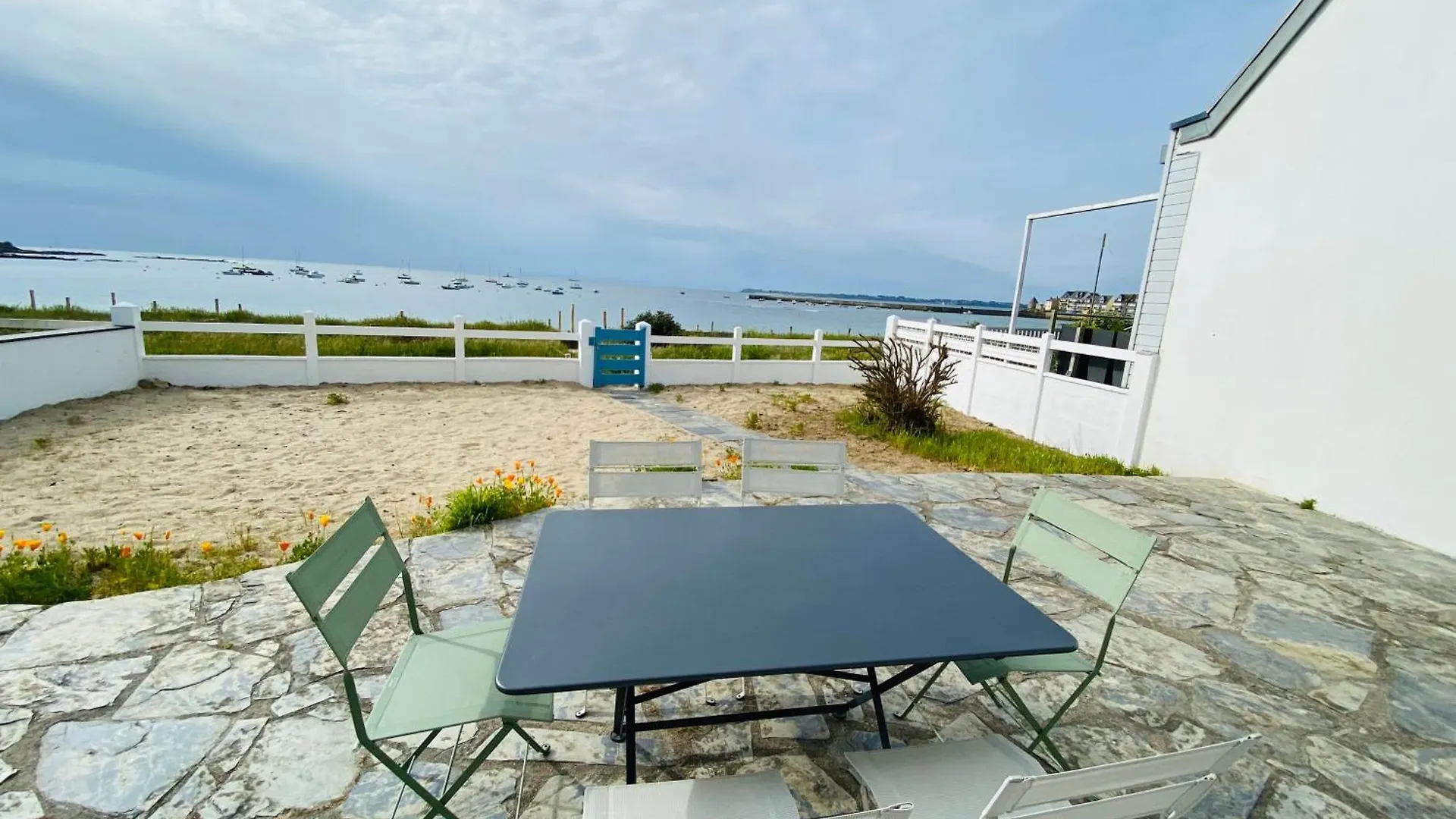 Maison 6 Personnes Sur La Plage - Vue Mer Exceptionnelle - Tara Pen-Palud 0*,  France